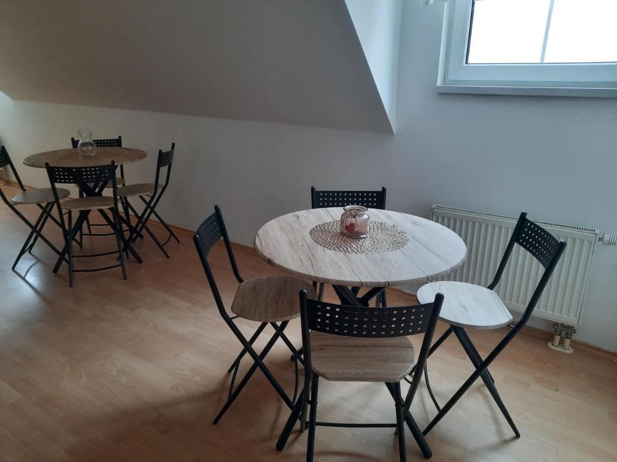 Apartman Chiarita Nemšová 外观 照片